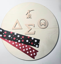 Load image into Gallery viewer, Crimson Board &amp; Vine - November 7th @ 6:30P (9 SPACES AVAILABLE)