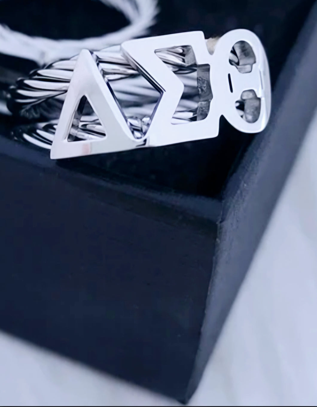 DST Ring